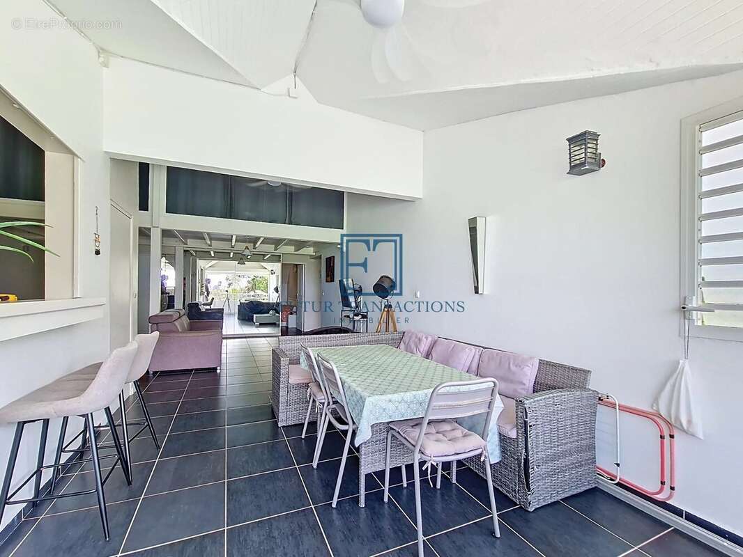 Appartement à LE GOSIER