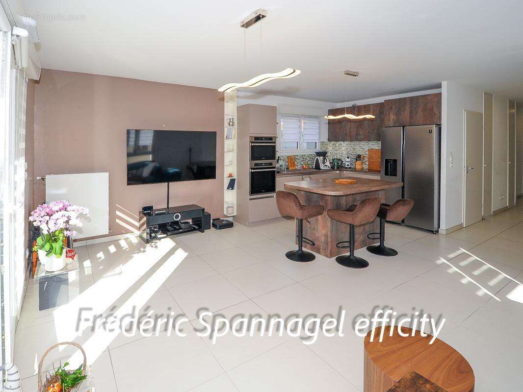 Appartement à ANNEMASSE