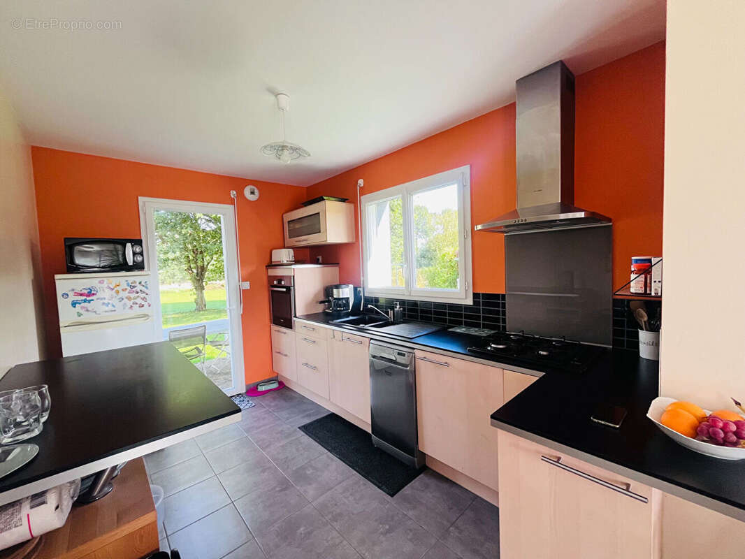 Maison à MINIAC-MORVAN