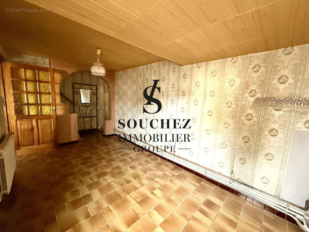 Maison à MONTIGNY-EN-GOHELLE