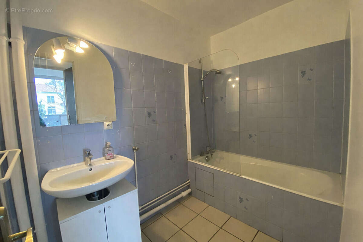 Appartement à MAISONS-ALFORT