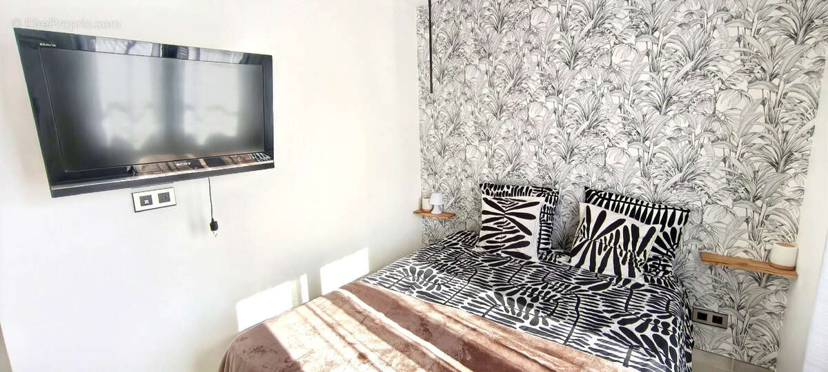 Maison à BAGNOLS-EN-FORET