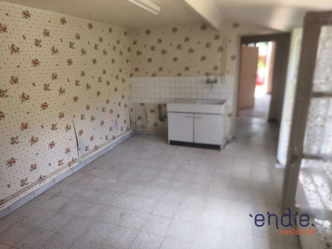 Vente d'une maison 4 pieces (78 m²) a louroux bourbonnais - photo 4