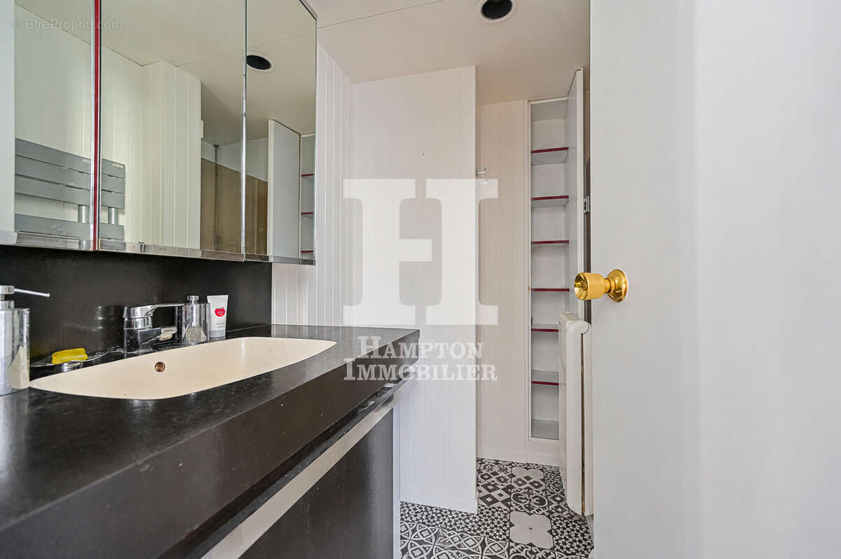 Marché Secrétan / Avenue Secrétan. Charmant 2 pièces de 54,31m² - photo 8