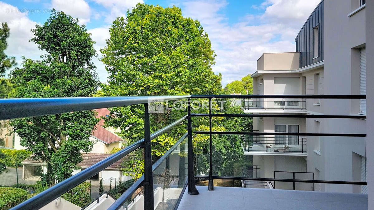 Balcon en angle et vie tout à pied - photo 6