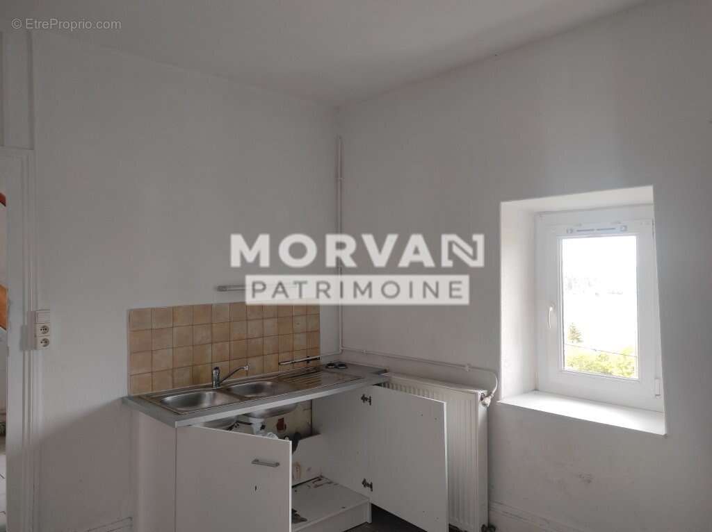 Maison à CHATEAU-CHINON(VILLE)