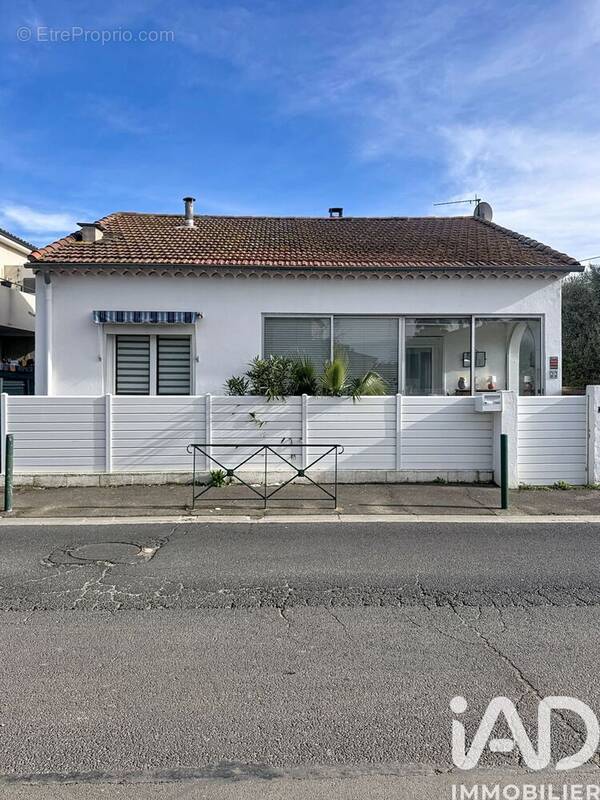 Photo 1 - Maison à VILLENEUVE-LES-BEZIERS