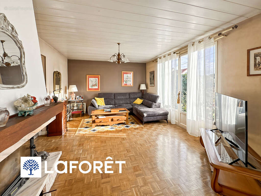 Maison à MORSANG-SUR-ORGE