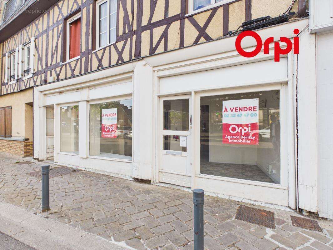 Commerce à BERNAY