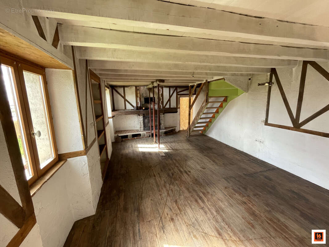 Maison 80 m² à Paslieres  - photo 6