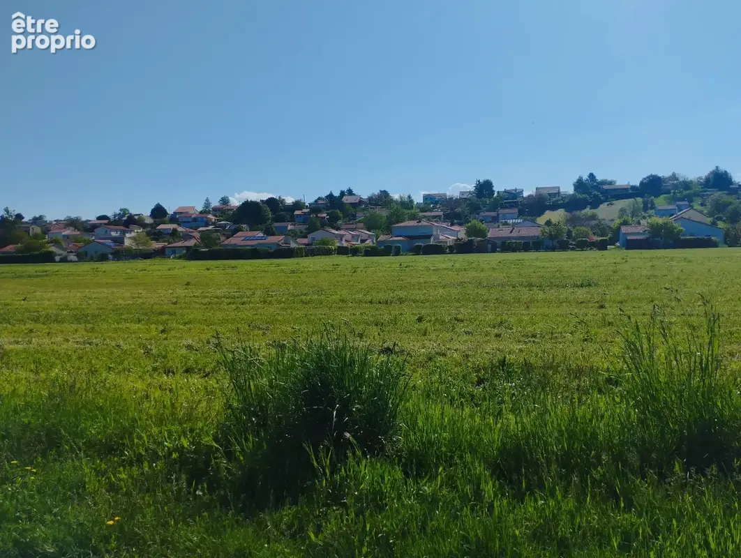 Terrain à LAPTE