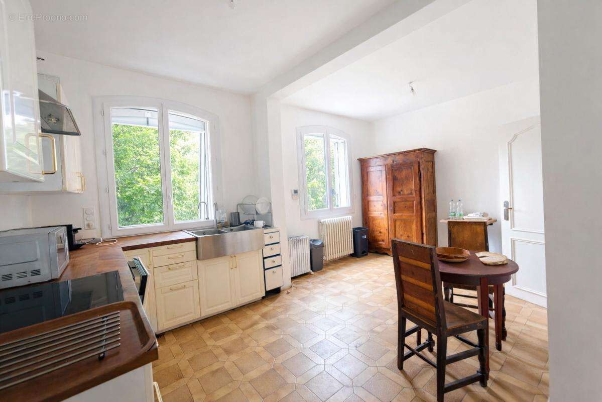 Maison à MONTBAZON