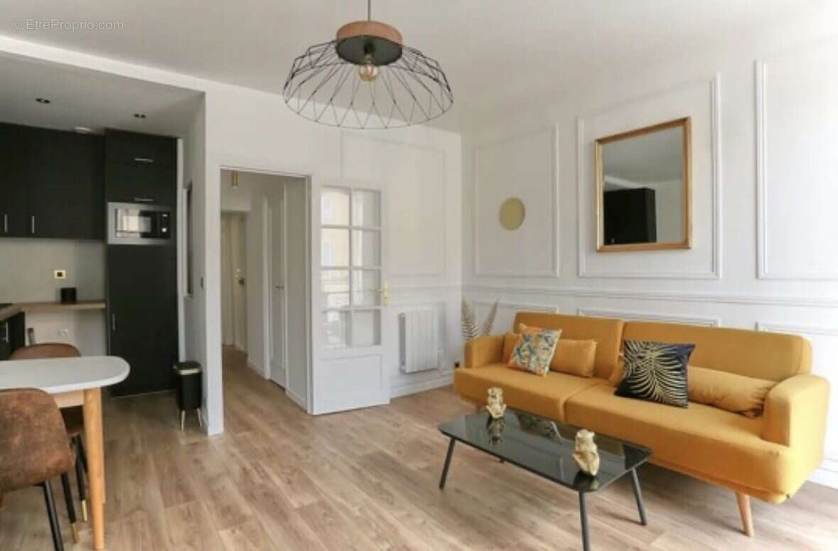 Appartement à VERSAILLES