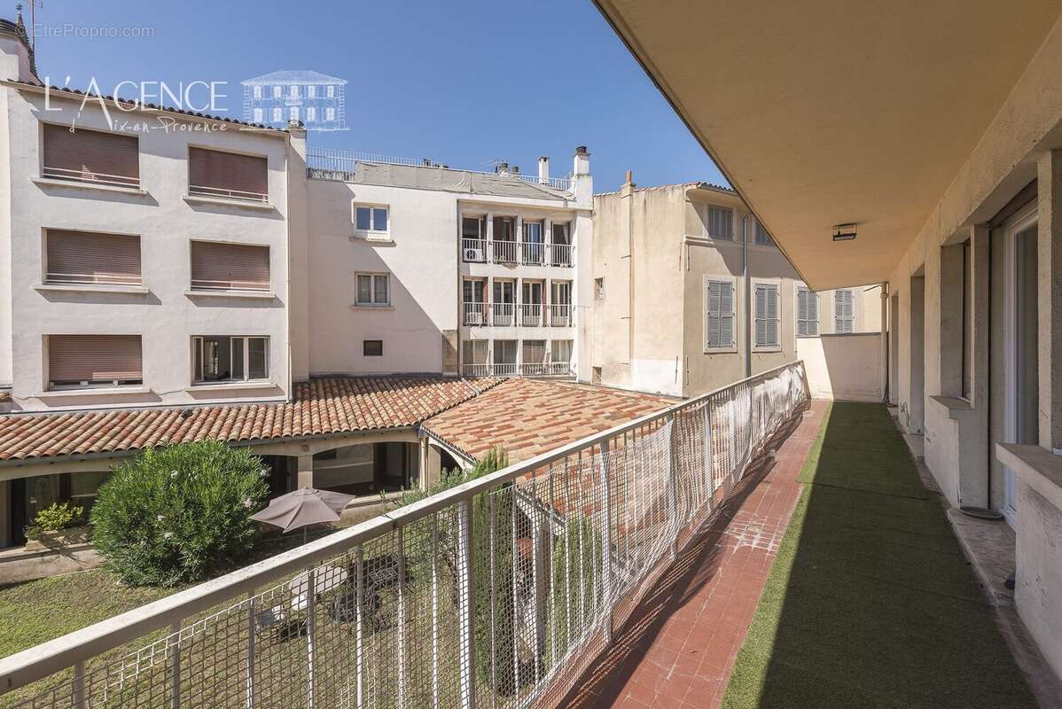 Appartement 123 m² à Aix-En-Provence  - photo 2
