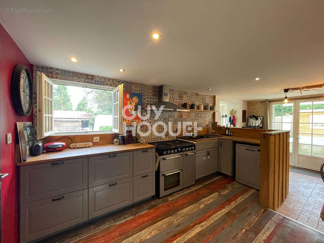 Maison à PARENTIS-EN-BORN