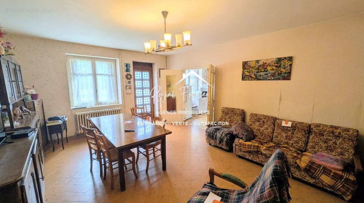 Séjour - Maison à NOYANT-DE-TOURAINE