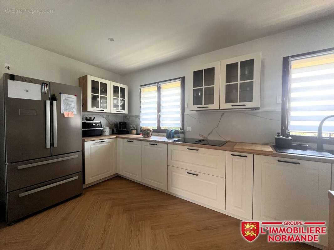 Maison normande de caractère  184 m² - photo 4
