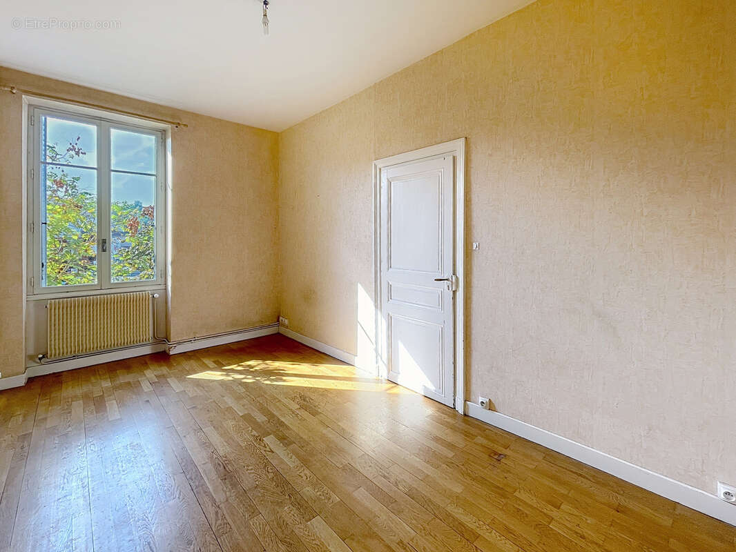 Appartement à LYON-9E