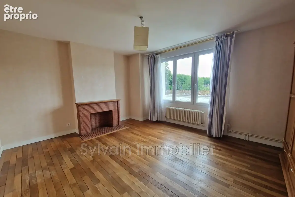 Maison 5 pièces 161 m² à vendre à Gournay-En-Bray (76220) - photo 4