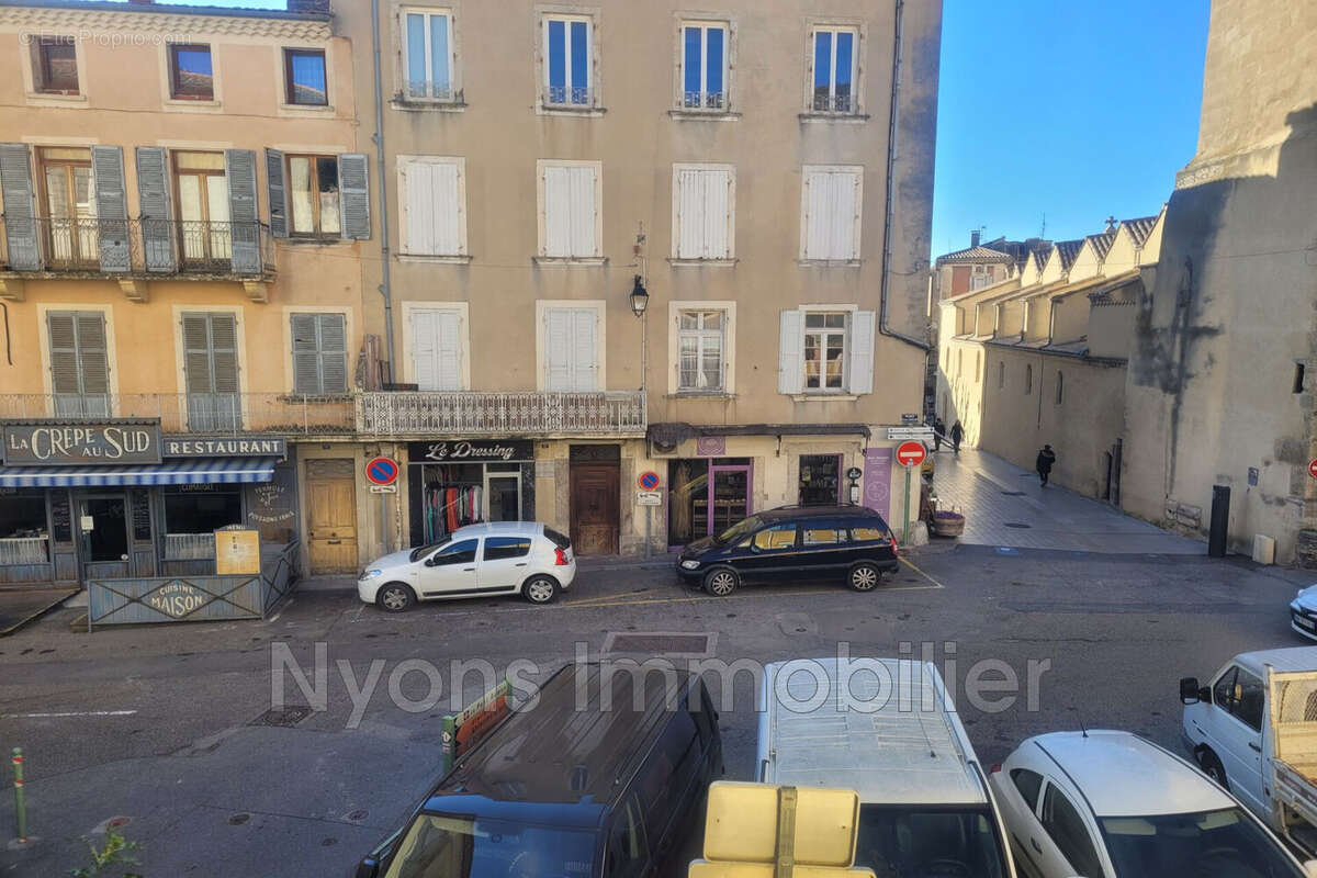 Appartement à NYONS