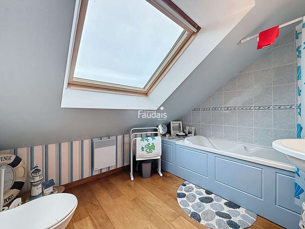 Maison 95 m² à Canisy  - photo 9