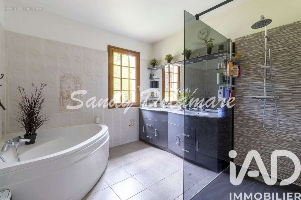 Maison 158 m² à Blaru  - photo 9