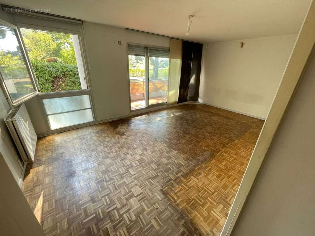 Appartement à MARSEILLE-10E