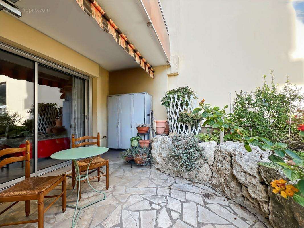 Appartement à FREJUS