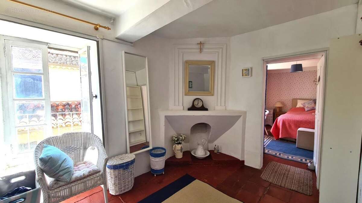 Maison à CABREROLLES