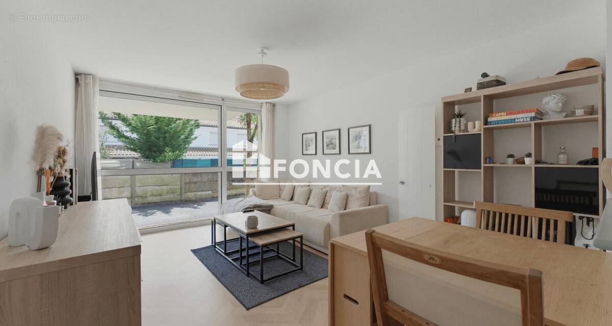 Appartement à BORDEAUX