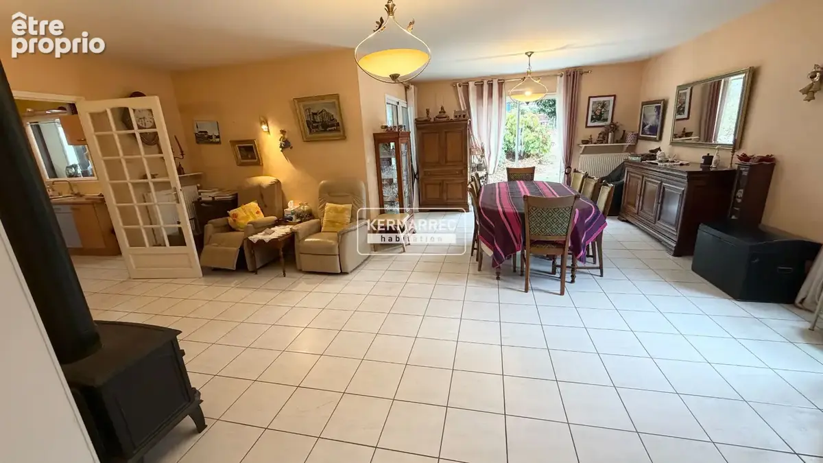 A VENDRE Maison 5 pièces à VITRE 138 m² - 324 500  HAI - photo 2