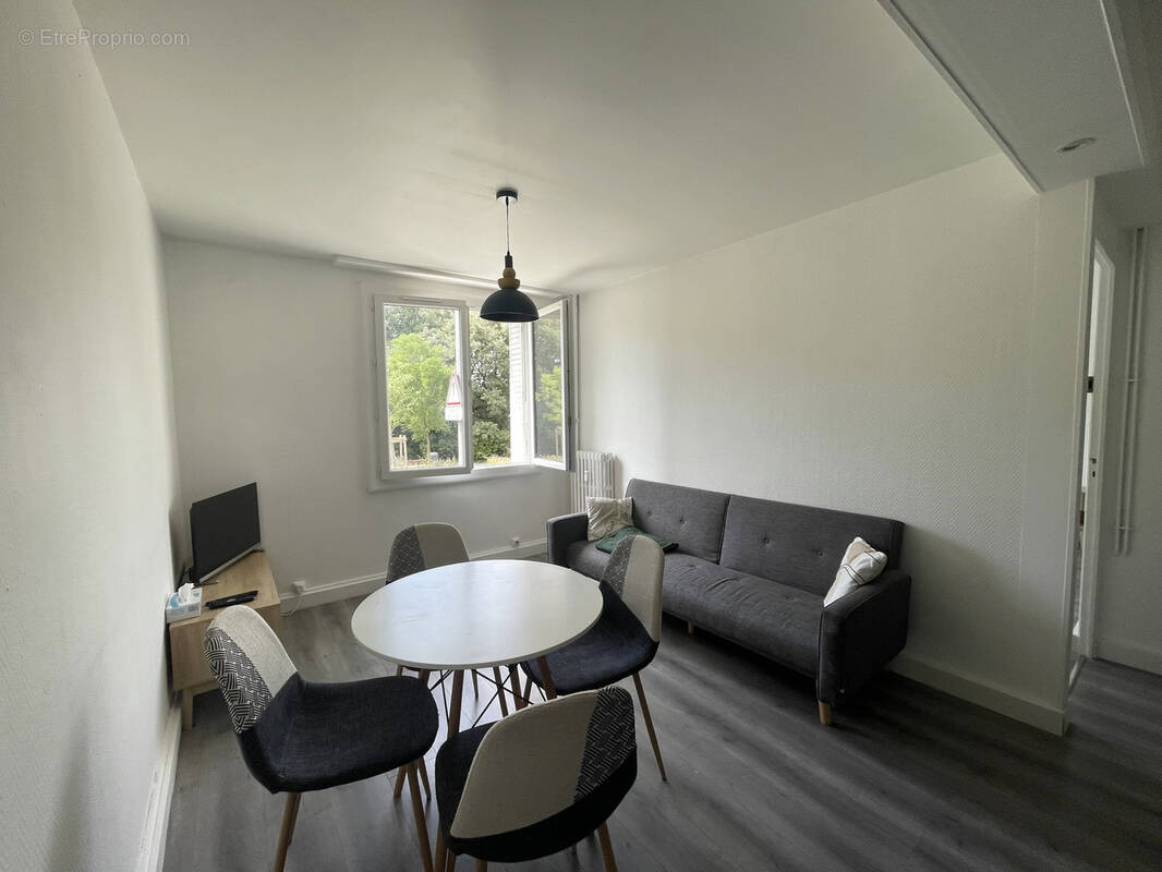 Valence avenue maurice faure - appartement 4 pieces de 64 m2 - photo 2
