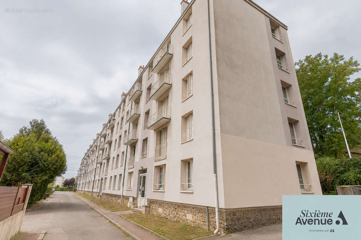 Savigny-sur-orge ? 5 pièces avec balcon, cave et fort potentiel d'aménagement - photo 4