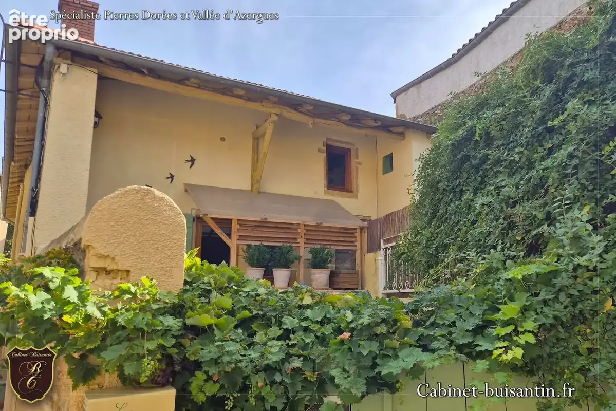 Maison de village en pierres avec terrasse et cour - photo 2