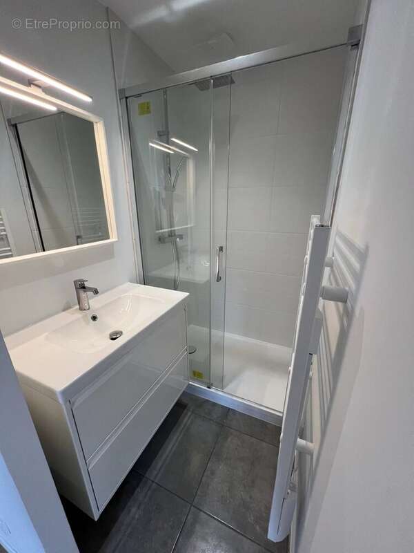 Appartement de 90 m² avec parking  - Secteur prisé rue Blatin - photo 10