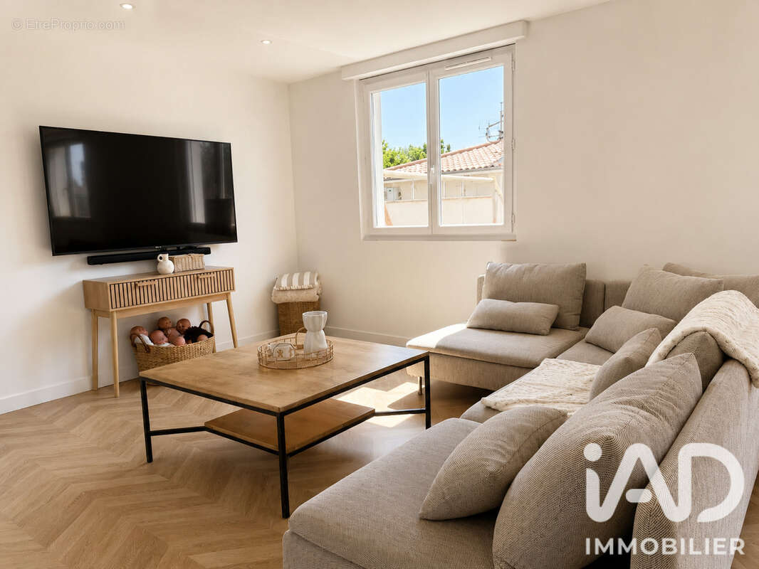 Photo 4 - Maison à IZON