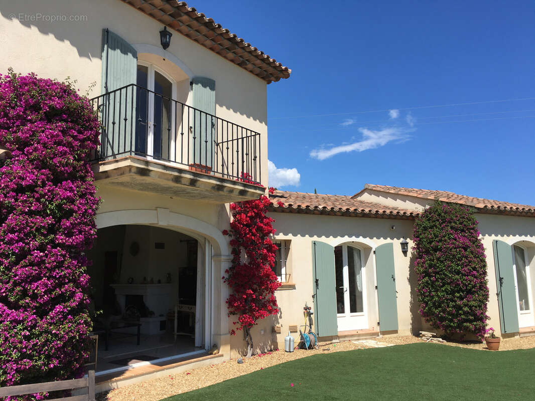 Maison à PLAN-DE-LA-TOUR