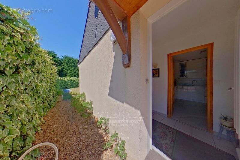 Maison à NAZELLES-NEGRON