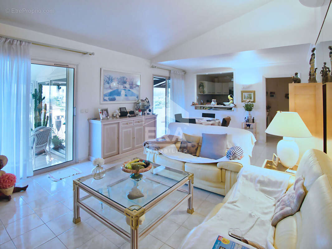 Maison à MOUGINS