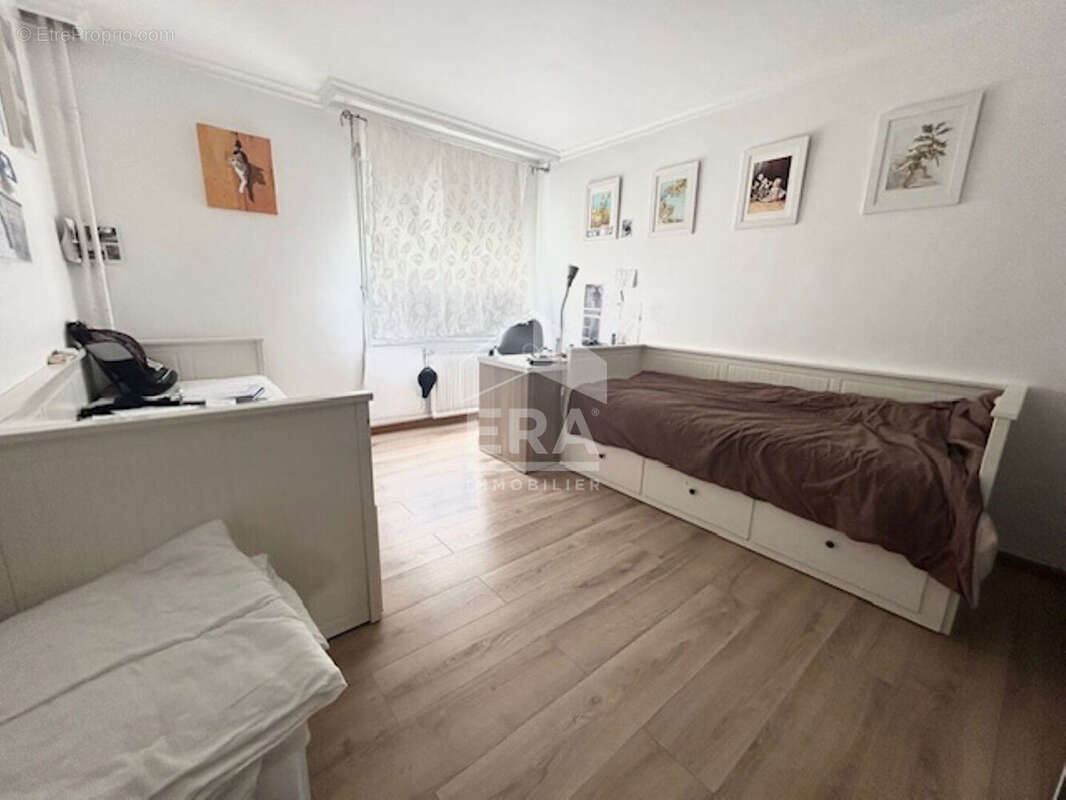 Appartement à SARTROUVILLE