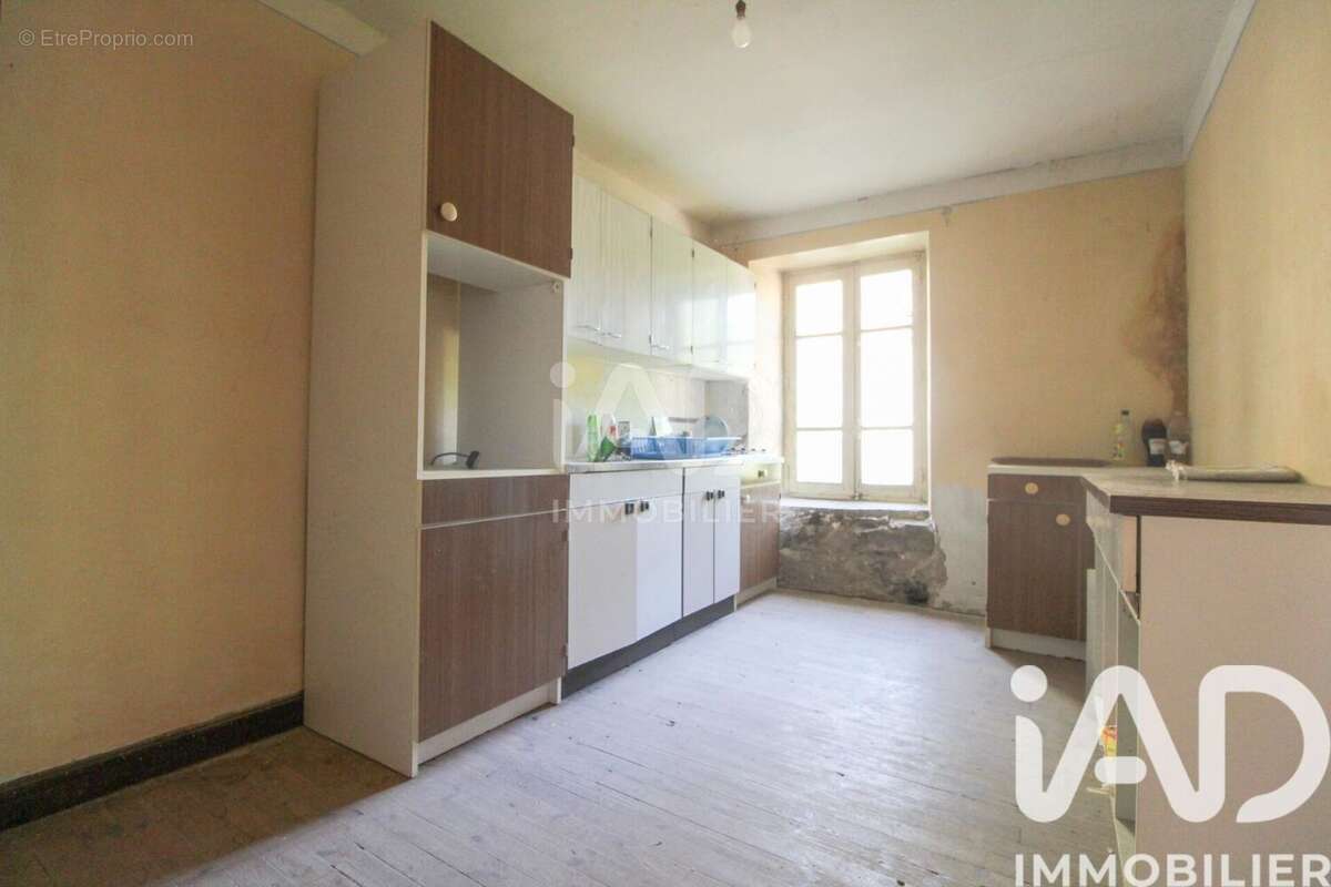 Maison 110 m² à Le Truel  - photo 2