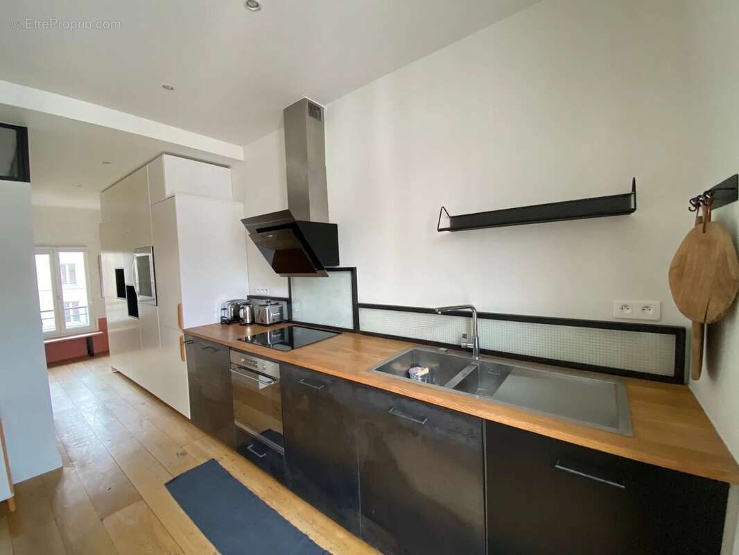 Appartement à PARIS-11E