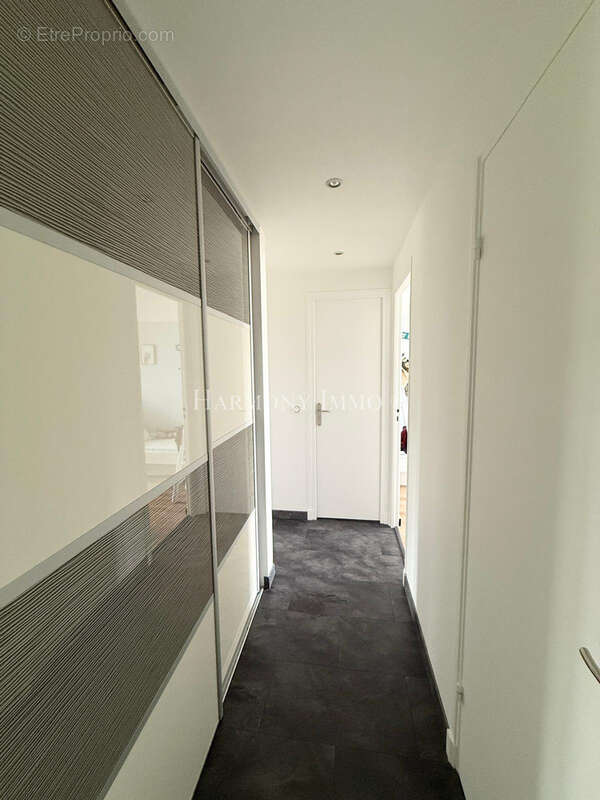 Appartement à CHILLY-MAZARIN