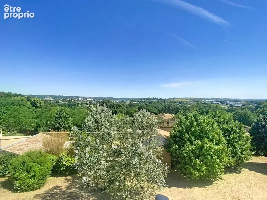 Appartement - 4 Chambres - Terrasse - Cave - Au calme - Proche toutes commodités - photo 7