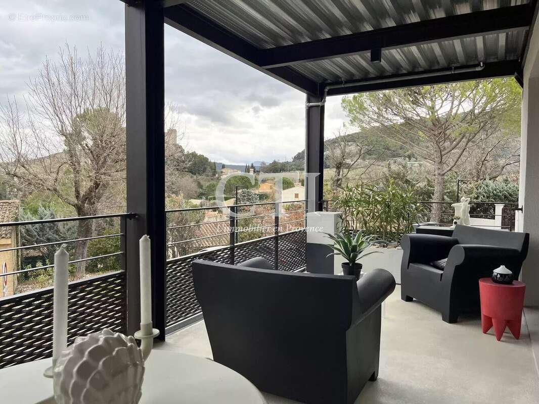 Appartement à VAISON-LA-ROMAINE