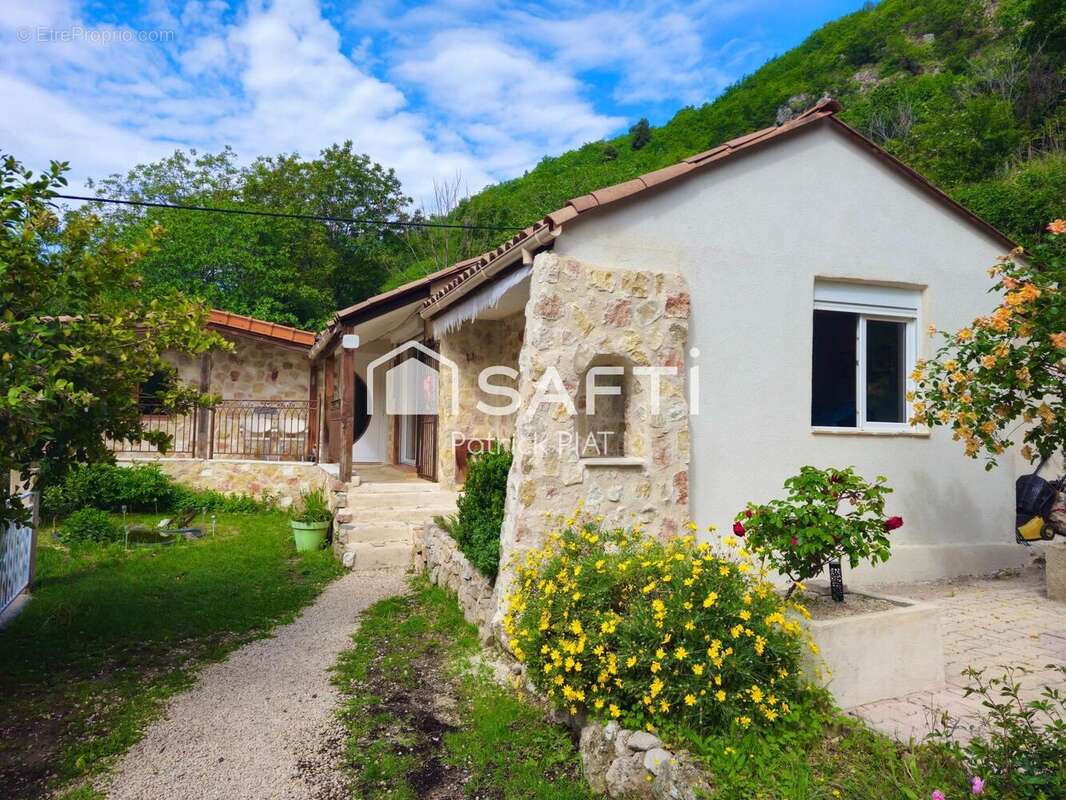 Maison 97 m² à Bouyon  - photo 3