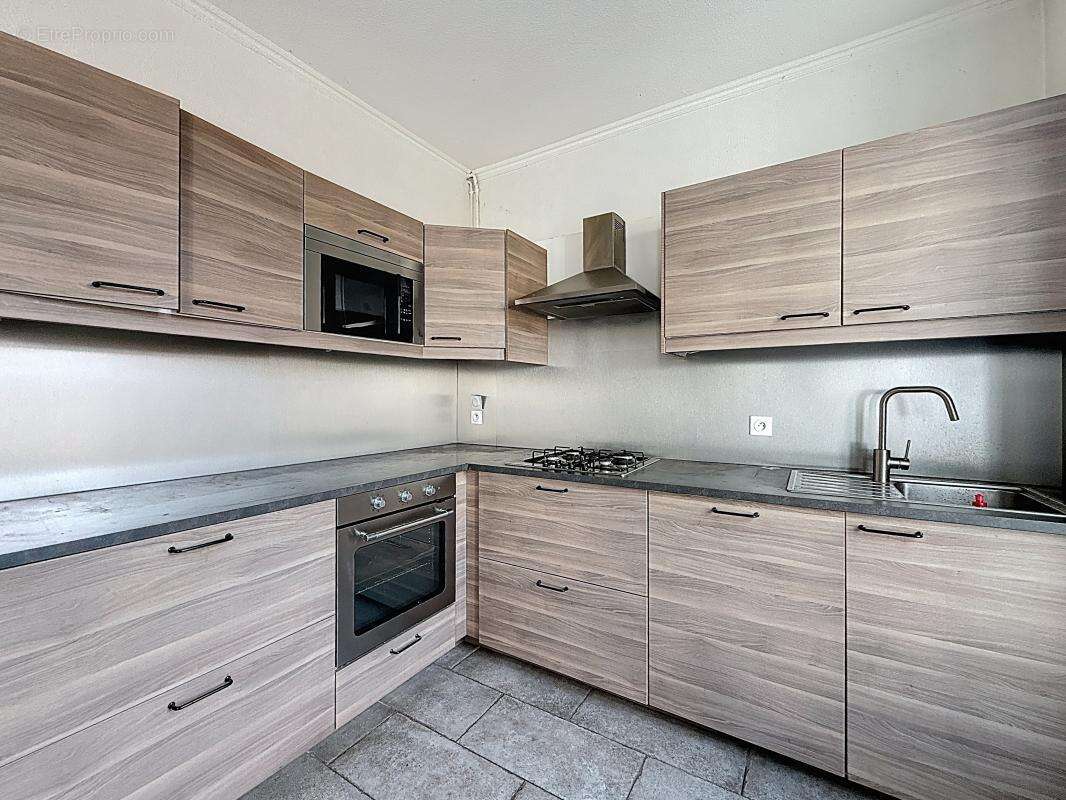 Appartement à LYON-3E