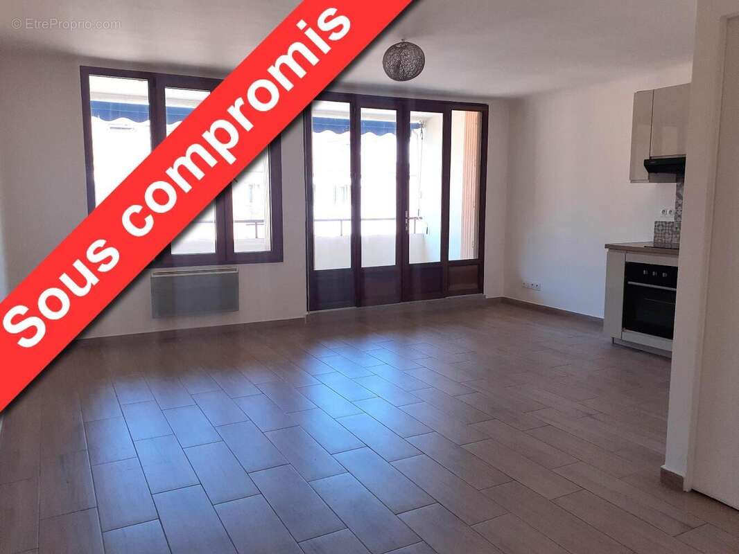   - Appartement à DRAGUIGNAN