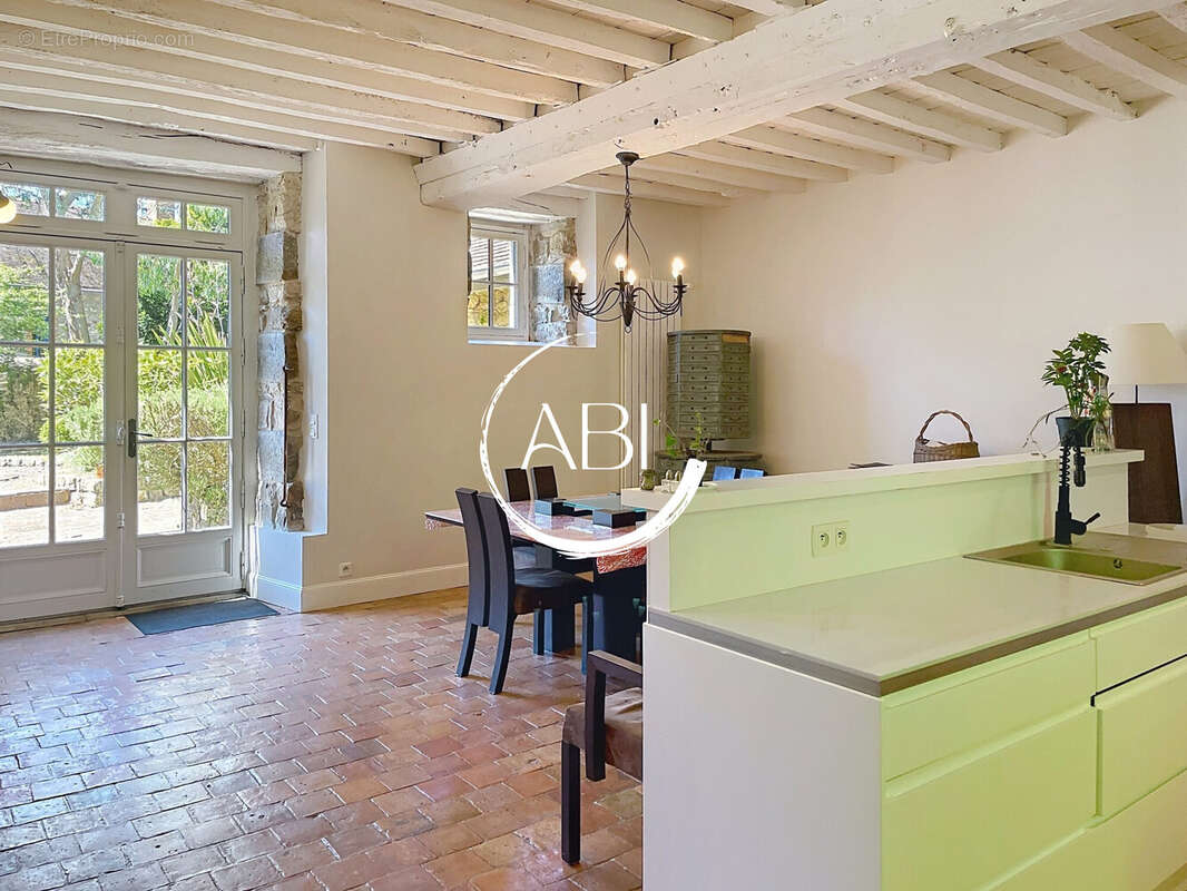 440 m² à Bagnoles-De-L'orne  - photo 7