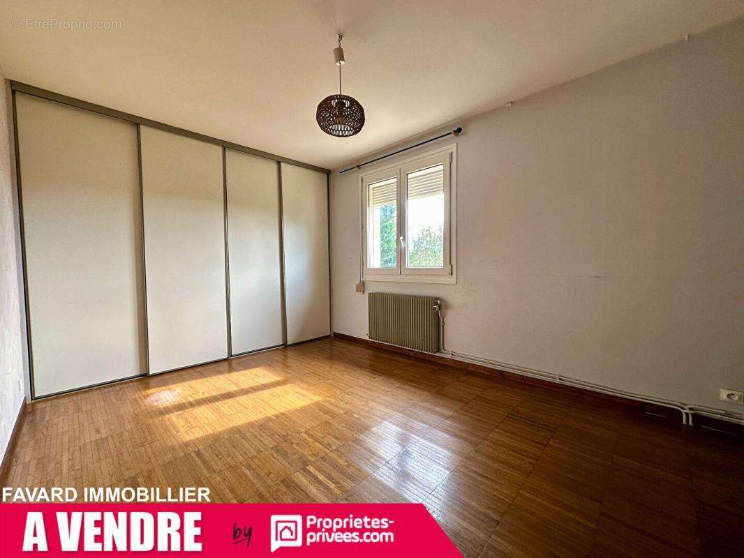 Grande maison familiale 238 m² - 7 chambres - jardin & garages - Brive-la-Gaillarde - photo 8